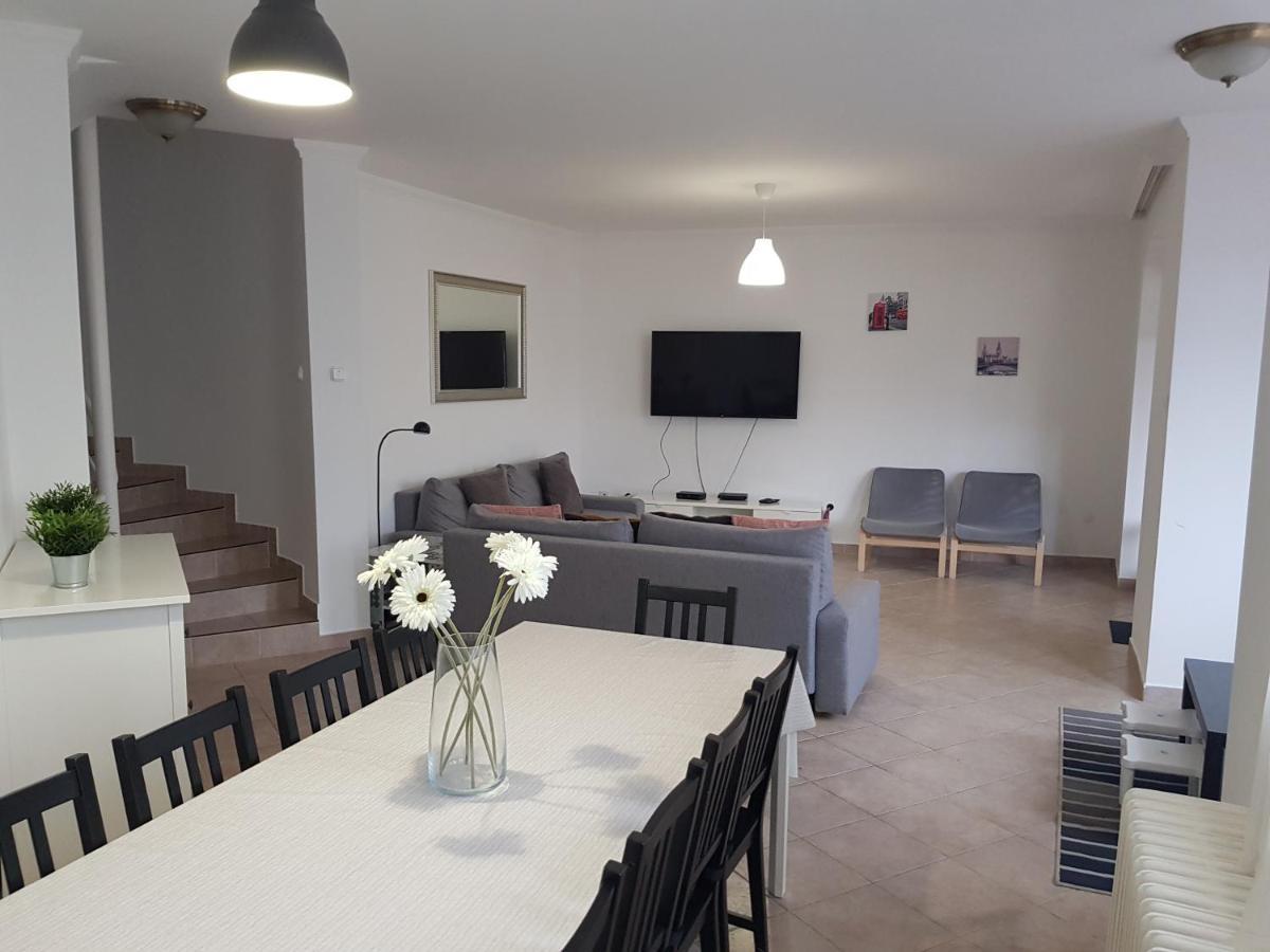 Zoli Apartmanok-zoli Koelcsey 19 Apartment Hajduszoboszlo